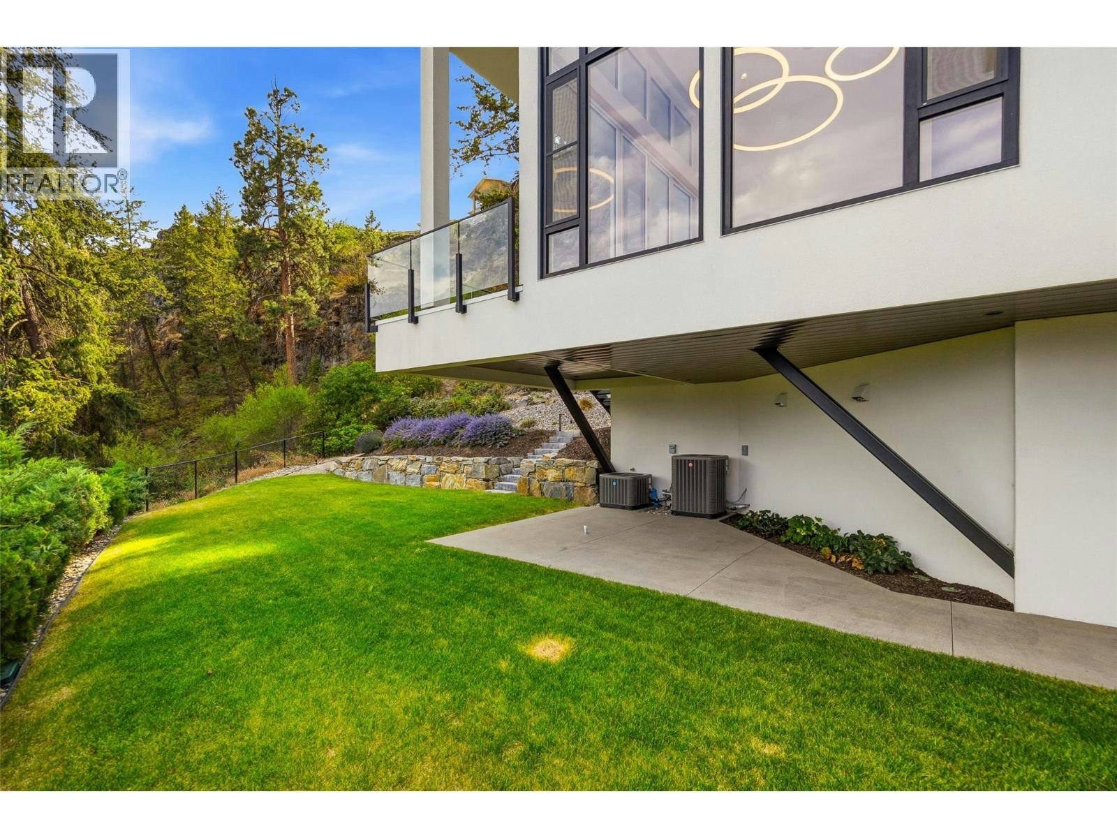 2843 Lakeridge Road, West Kelowna, BC, V1Z 1Y1 - 62