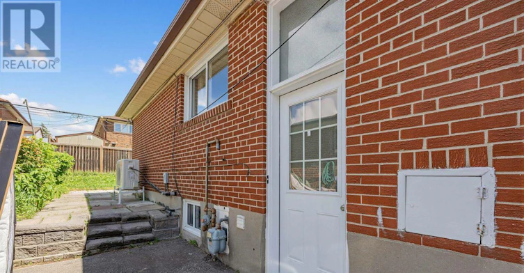 LOWER-51 Tisdale Avenue, Toronto, ON, M4A 1Y6 - 11