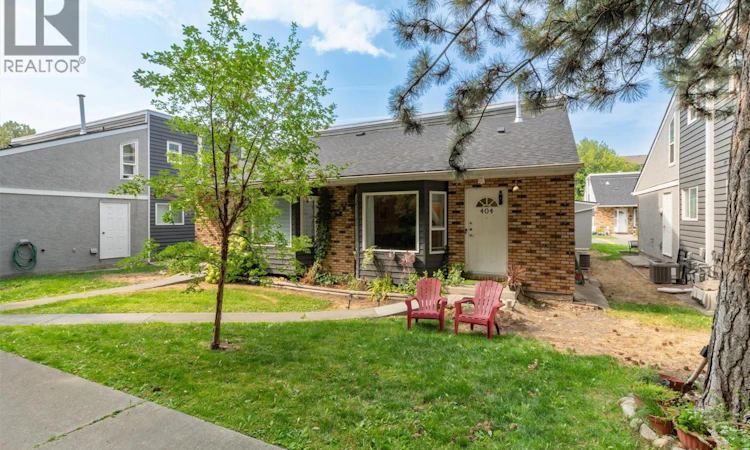 404-3155 Gordon Drive