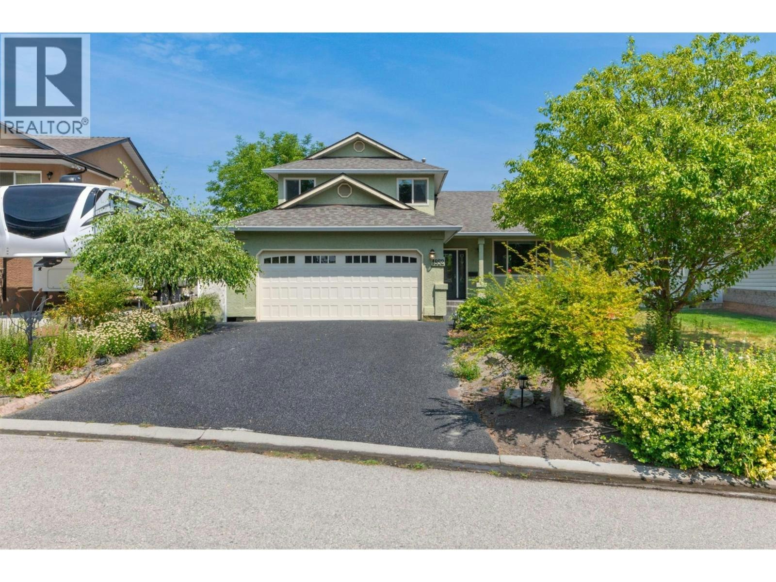 1852 Crossglen Court, Kelowna, BC, V1V 1S4