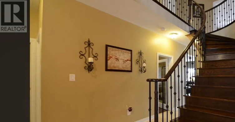 3285 Paul Henderson Drive, Mississauga, ON, L5M 0H5 - 4
