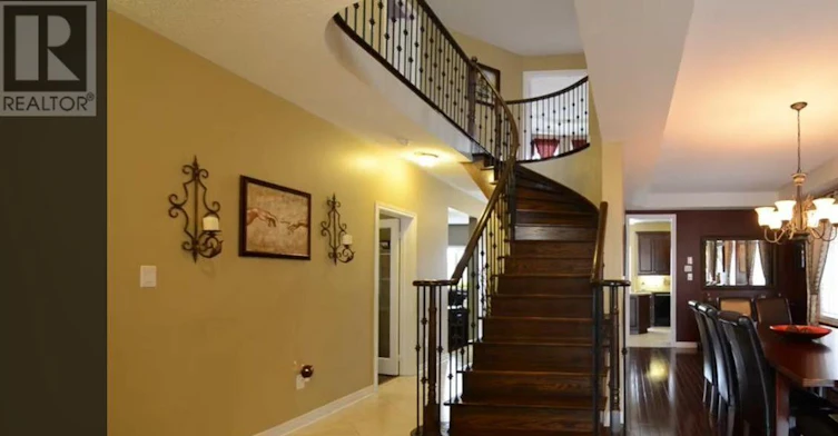 3285 Paul Henderson Drive, Mississauga, ON, L5M 0H5 - 3