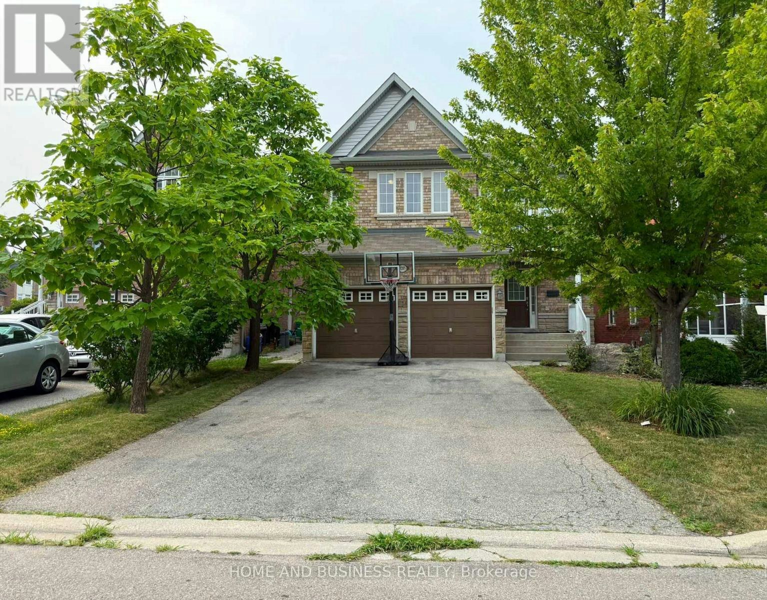 3285 Paul Henderson Drive, Mississauga, ON, L5M 0H5