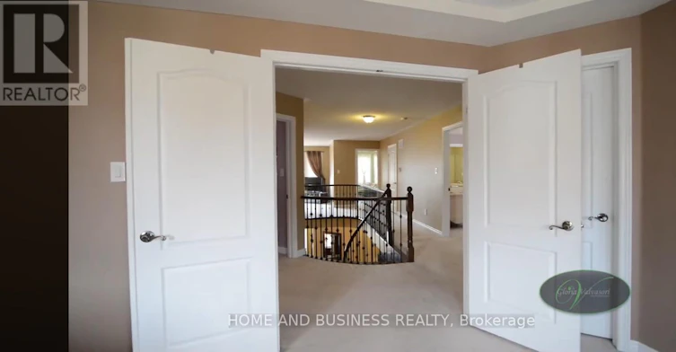 3285 Paul Henderson Drive, Mississauga, ON, L5M 0H5 - 10