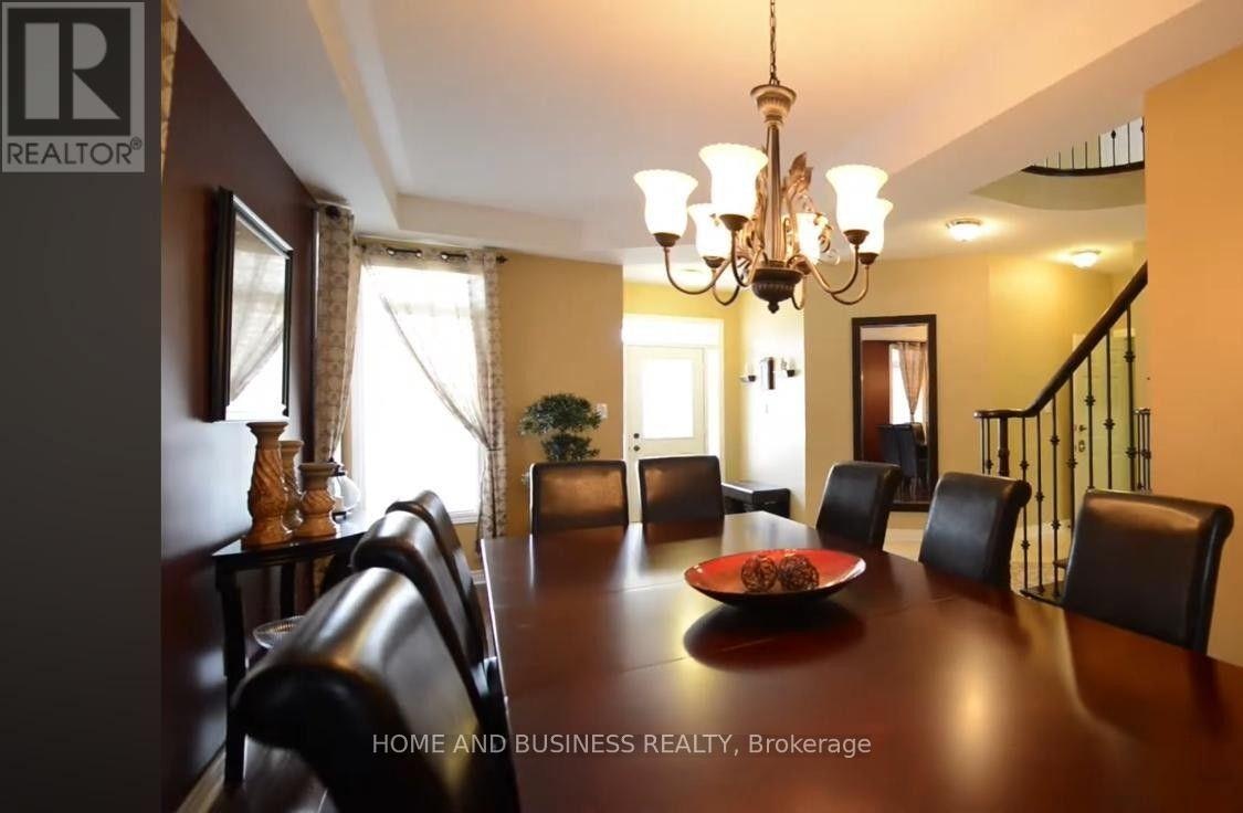 3285 Paul Henderson Drive, Mississauga, ON, L5M 0H5 - 5
