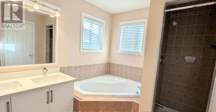 3883 Manatee Way (Main Way, Mississauga, ON, L5M 6P7 - 18