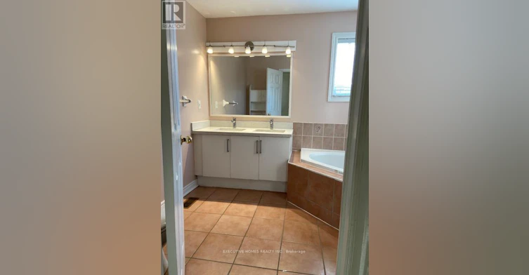 3883 Manatee Way (Main Way, Mississauga, ON, L5M 6P7 - 32