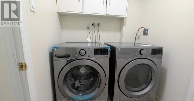 3883 Manatee Way (Main Way, Mississauga, ON, L5M 6P7 - 33