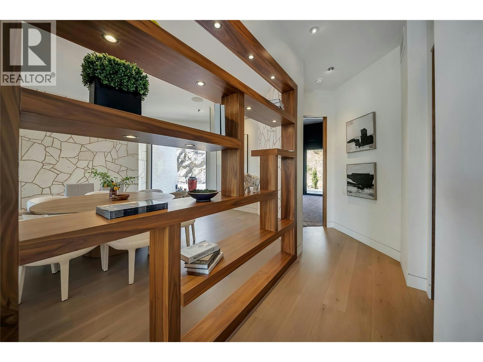 732 Highpointe Place, Kelowna, BC, V1V 2Y3 - 34