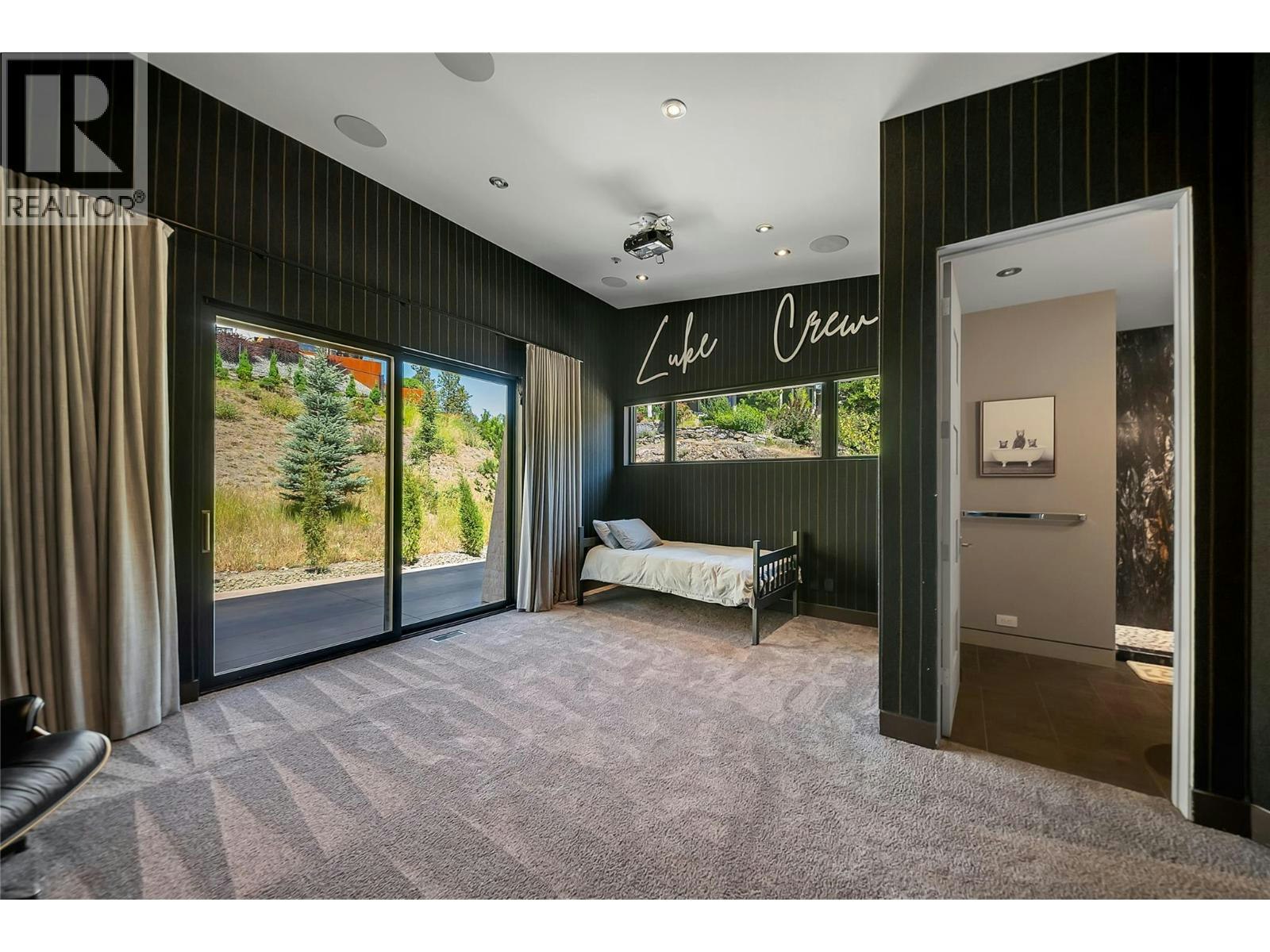 732 Highpointe Place, Kelowna, BC, V1V 2Y3 - 37