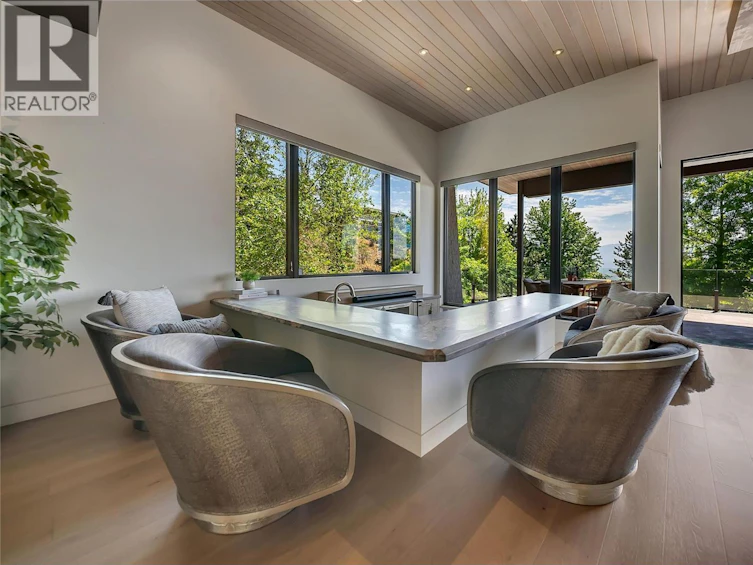 732 Highpointe Place, Kelowna, BC, V1V 2Y3 - 22