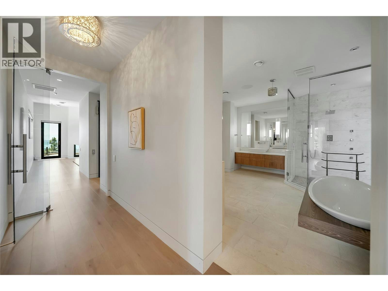 732 Highpointe Place, Kelowna, BC, V1V 2Y3 - 44