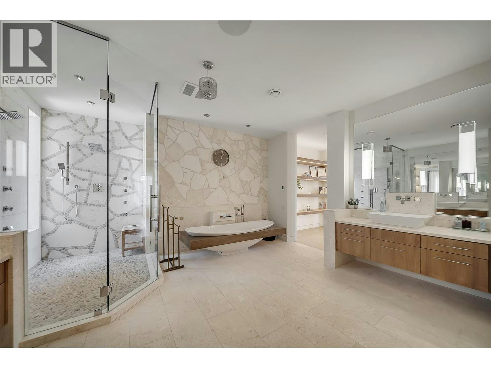 732 Highpointe Place, Kelowna, BC, V1V 2Y3 - 51