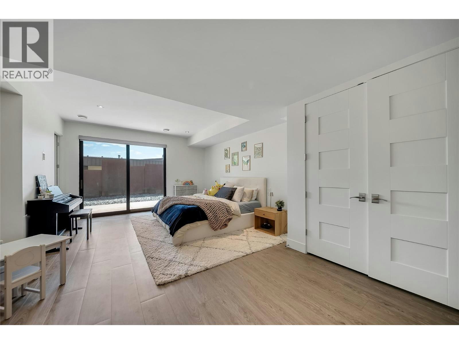 732 Highpointe Place, Kelowna, BC, V1V 2Y3 - 65
