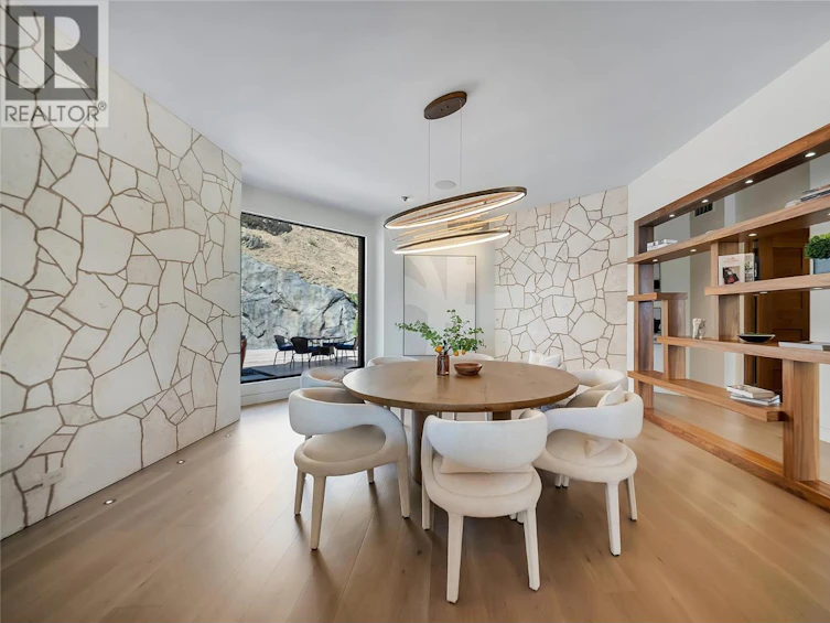 732 Highpointe Place, Kelowna, BC, V1V 2Y3 - 16
