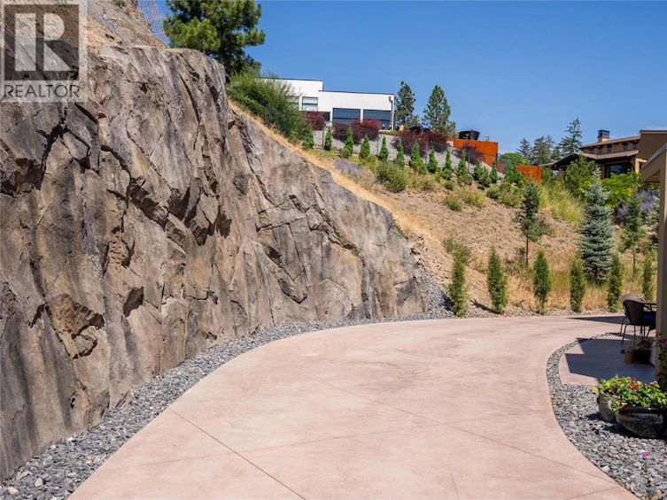 732 Highpointe Place, Kelowna, BC, V1V 2Y3 - 73