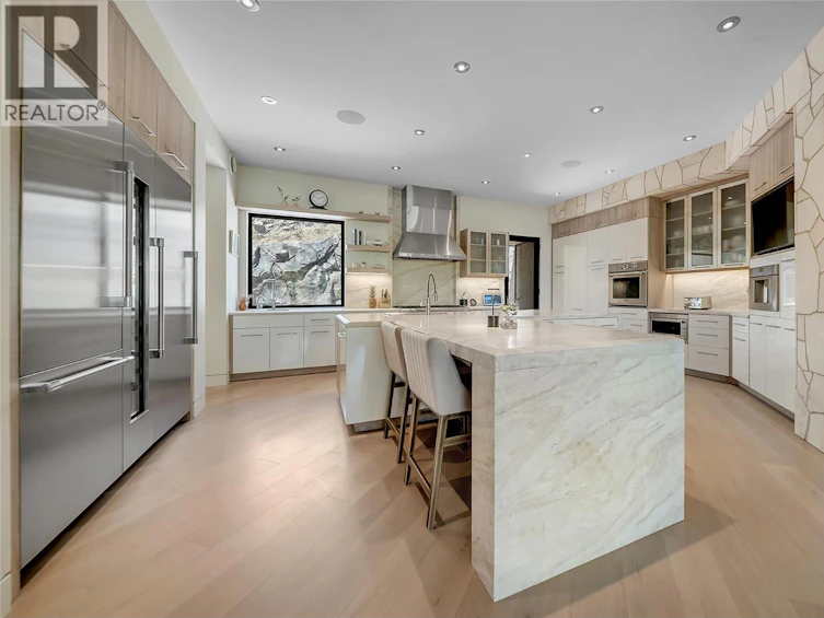 732 Highpointe Place, Kelowna, BC, V1V 2Y3 - 4