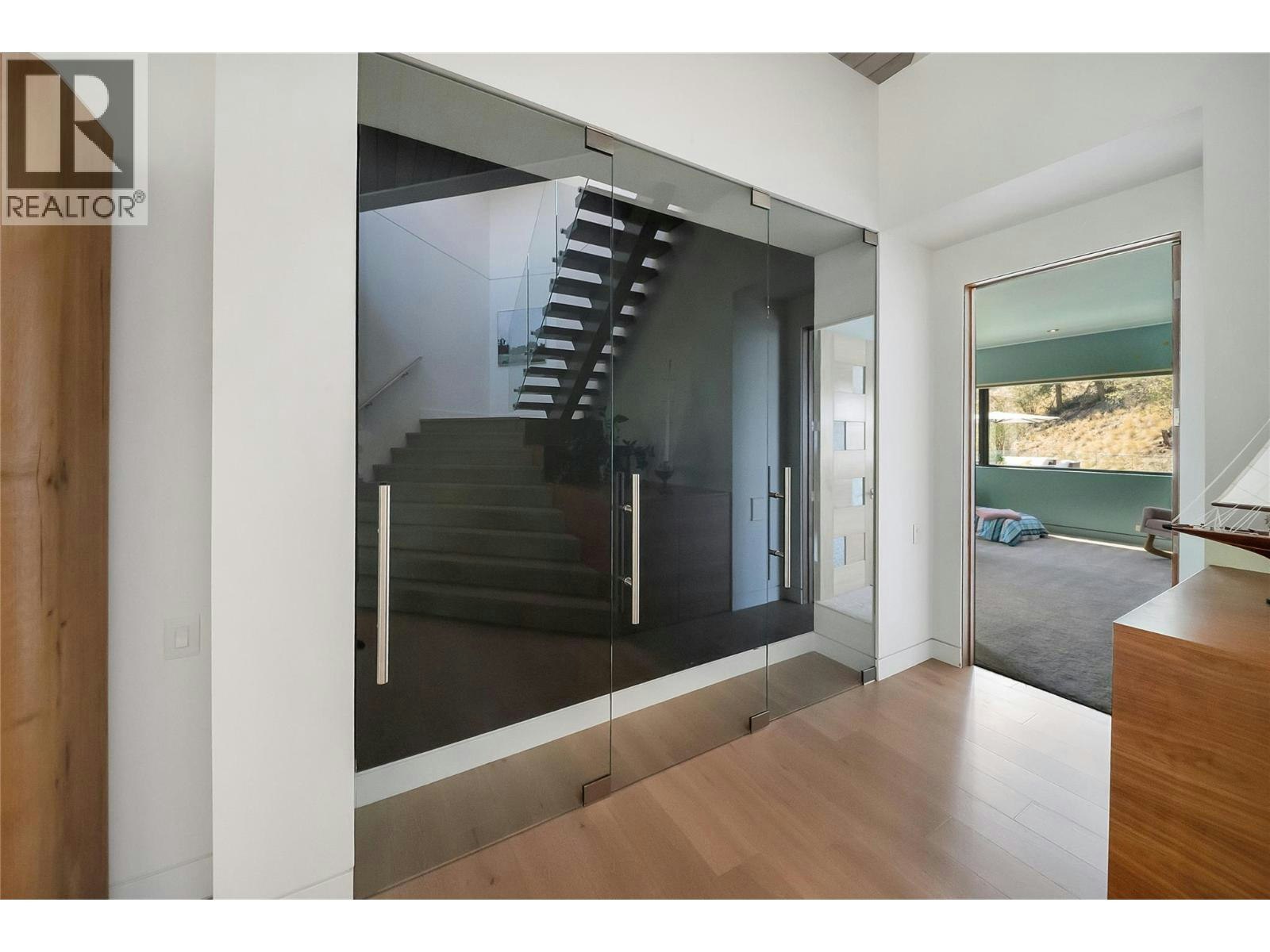 732 Highpointe Place, Kelowna, BC, V1V 2Y3 - 19