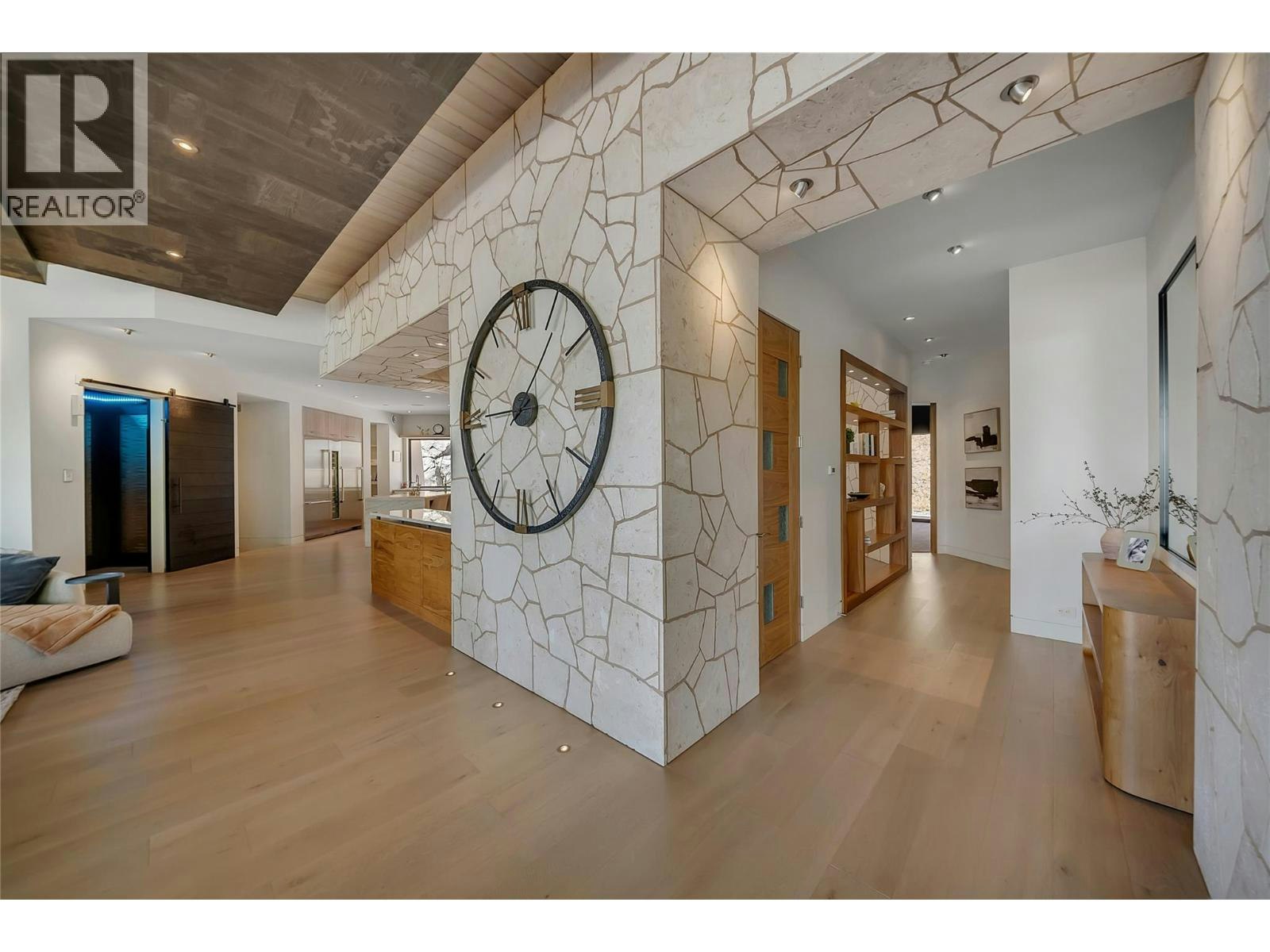 732 Highpointe Place, Kelowna, BC, V1V 2Y3 - 33