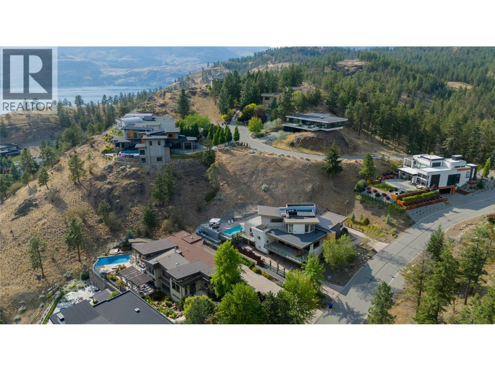 732 Highpointe Place, Kelowna, BC, V1V 2Y3 - 98