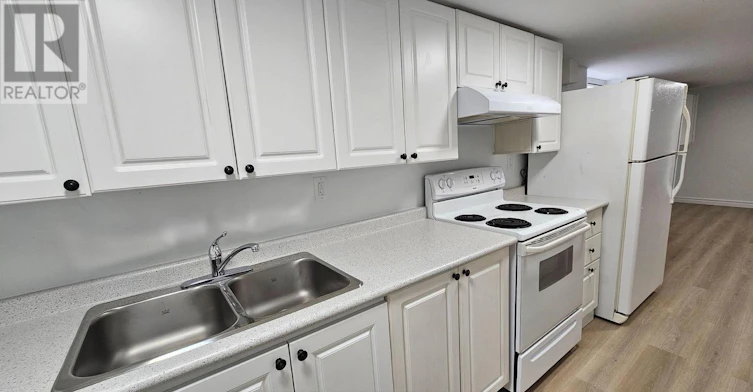 332 Rosedale Drive, Whitby, ON, L1N 1Z3 - 10