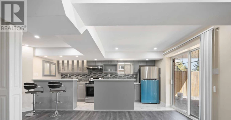 7 Mosely Crescent, Ajax, ON, L1Z 0M9 - 8