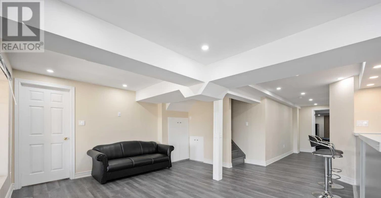 7 Mosely Crescent, Ajax, ON, L1Z 0M9 - 6