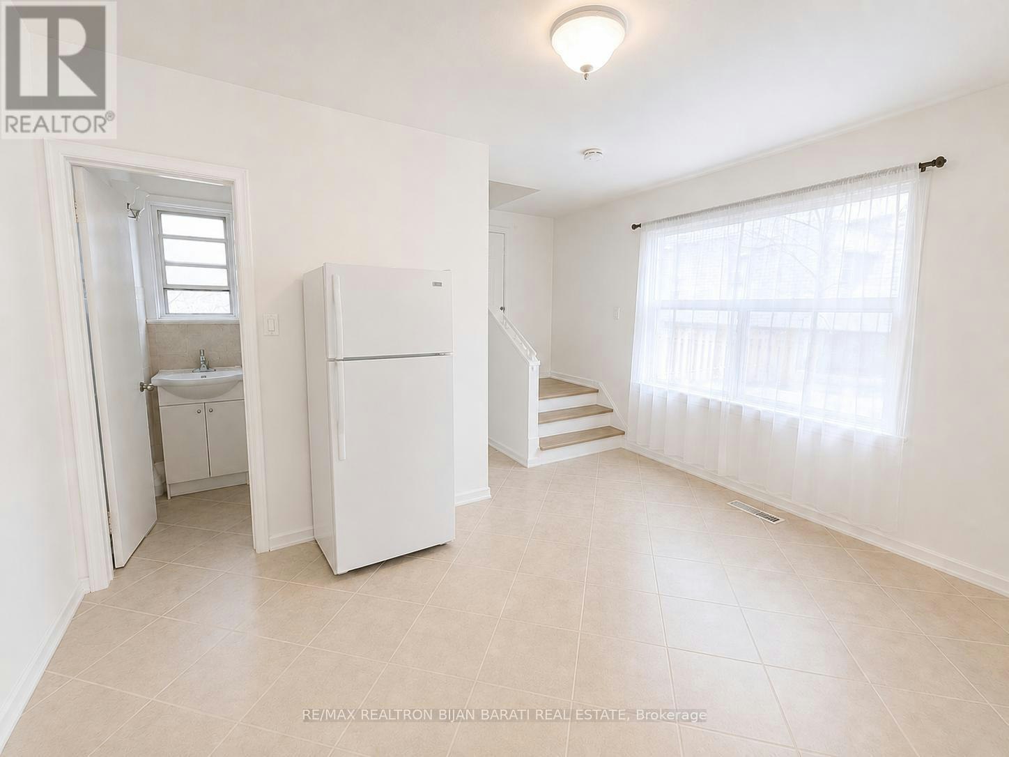 167 Ruggles Avenue, Richmond Hill, ON, L4C 1Y3 - 6