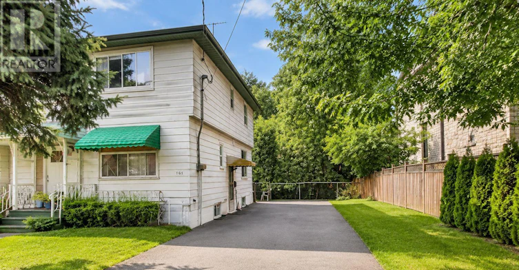 167 Ruggles Avenue, Richmond Hill, ON, L4C 1Y3