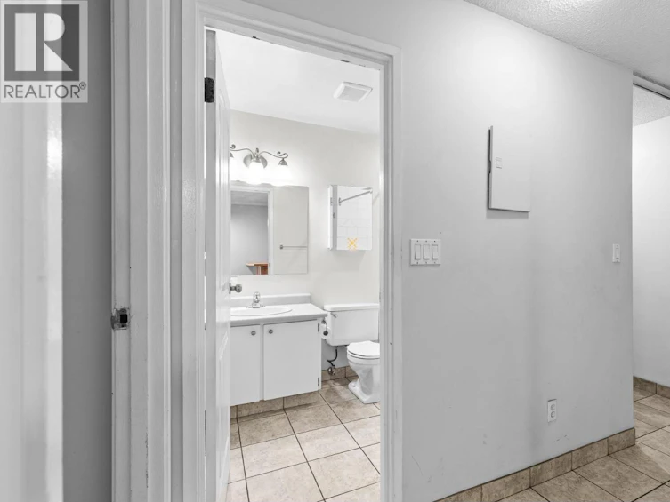307-395 Franklyn Road, Kelowna, BC, V1X 5X8 - 7