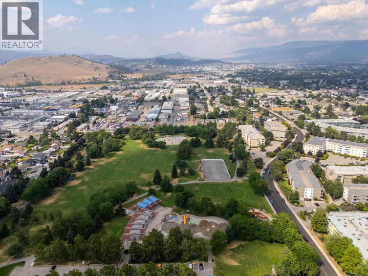 307-395 Franklyn Road, Kelowna, BC, V1X 5X8 - 39