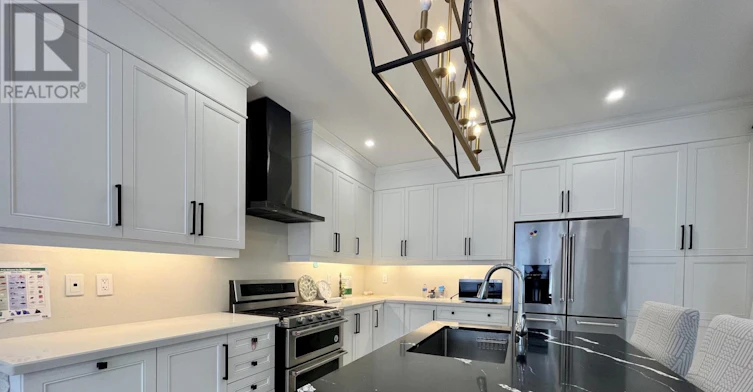 152 Marvin Avenue, Oakville, ON, L6H 0Z7 - 11
