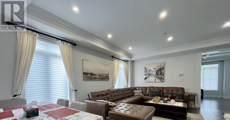 152 Marvin Avenue, Oakville, ON, L6H 0Z7 - 16