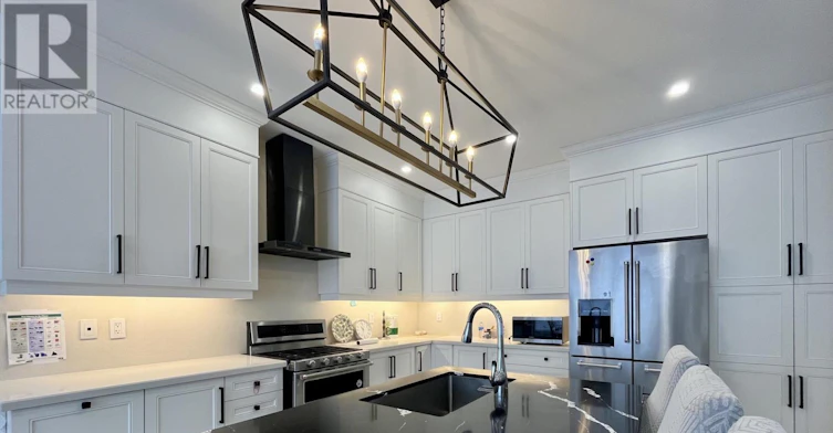 152 Marvin Avenue, Oakville, ON, L6H 0Z7 - 6