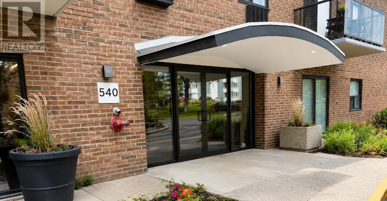 401-540 Proudfoot Lane, London, ON, N6H 1W3