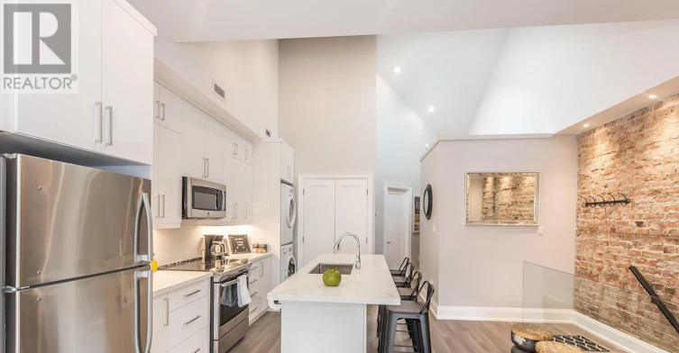 A-1220 King Street W, Toronto, ON, M6K 1G4 - 4
