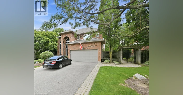 Lower-15 Pelham Drive, Hamilton, ON, L9K 1L4