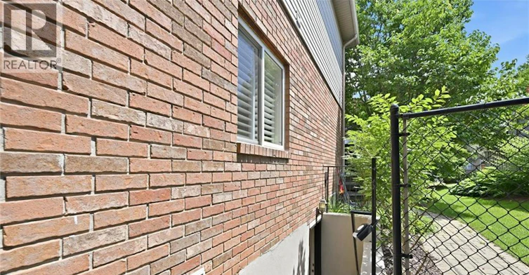 Lower-15 Pelham Drive, Hamilton, ON, L9K 1L4 - 2