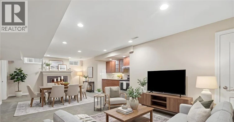 Lower-15 Pelham Drive, Hamilton, ON, L9K 1L4 - 4