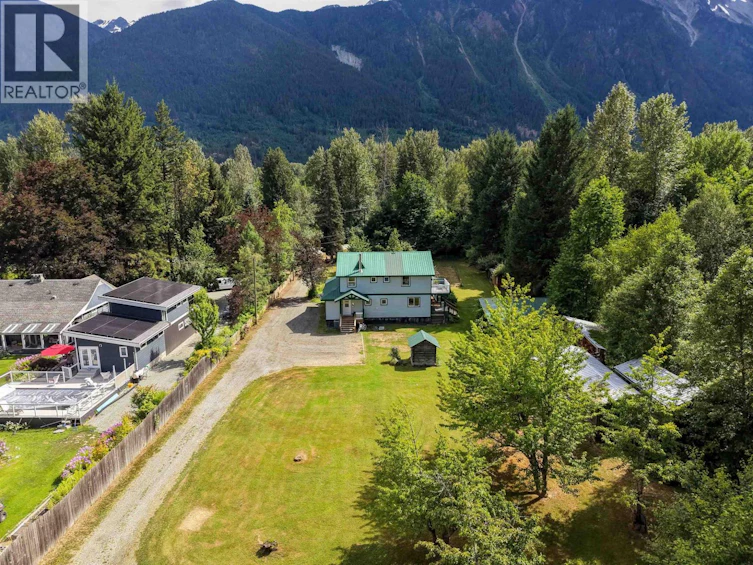1985 99 Highway, Pemberton, BC, V0N 2K0 - 34