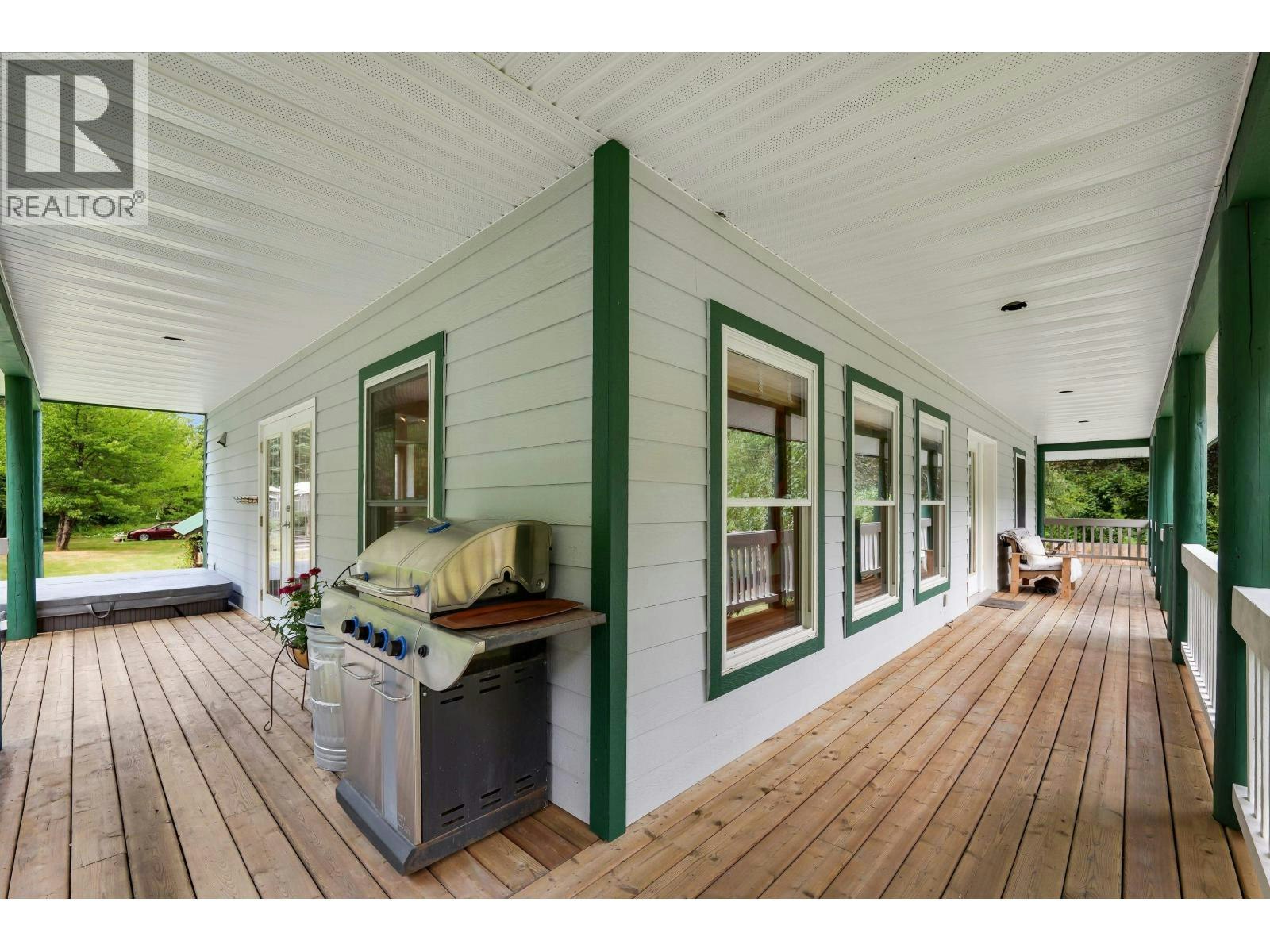 1985 99 Highway, Pemberton, BC, V0N 2K0 - 11
