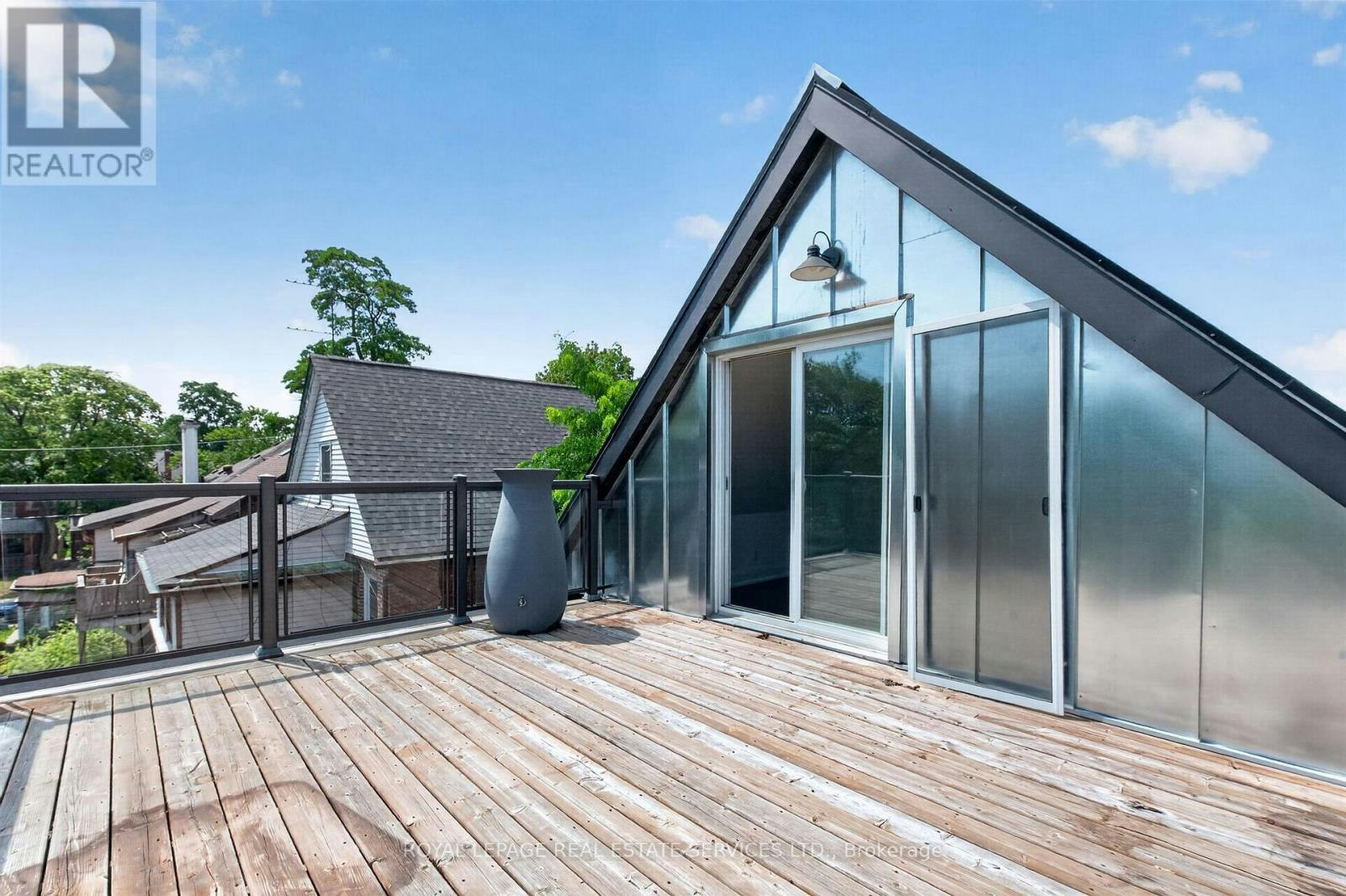 UPPER 2ND/3RD-27 St Johns Road, Toronto, ON, M6P 1T7 - 20