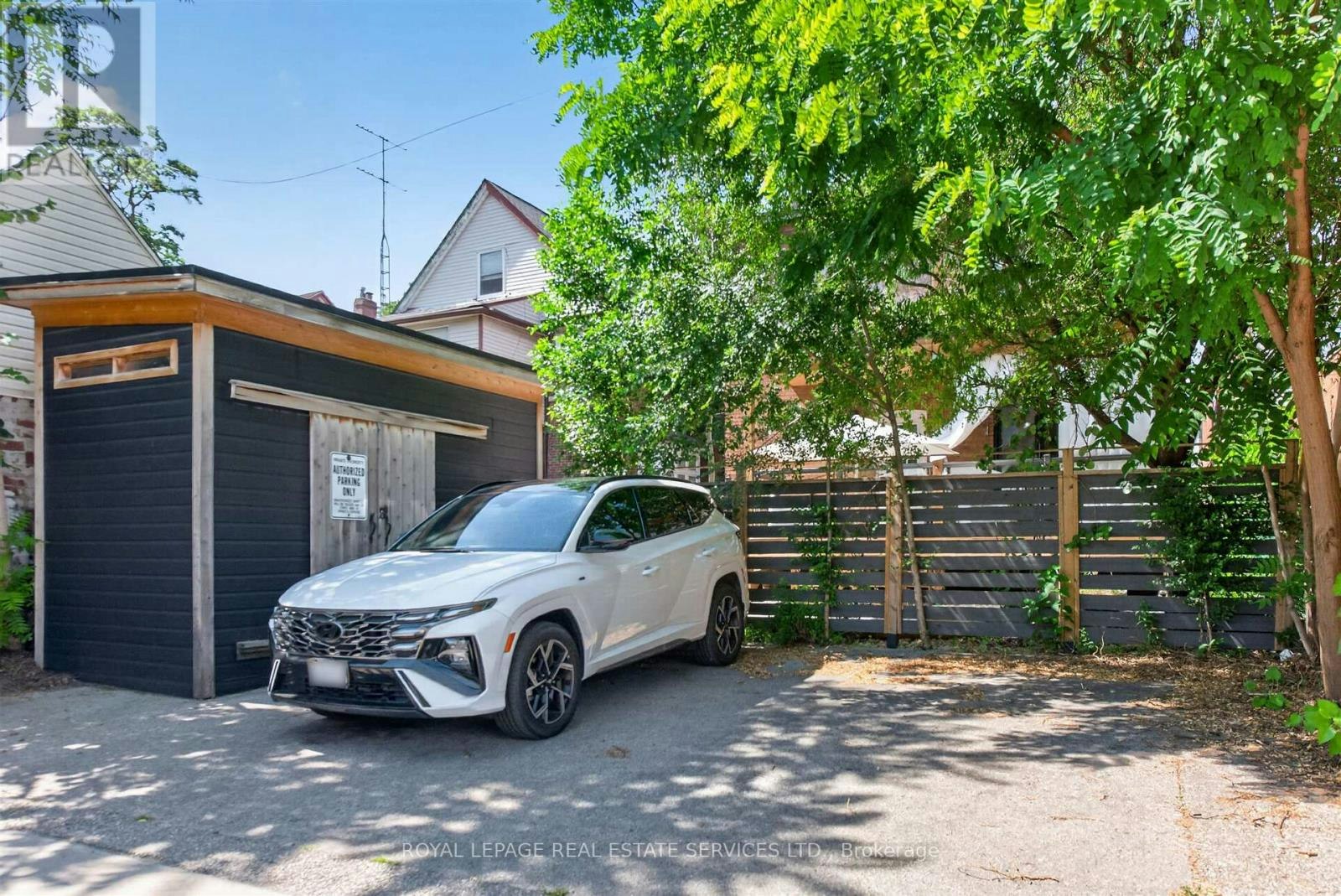 UPPER 2ND/3RD-27 St Johns Road, Toronto, ON, M6P 1T7 - 25