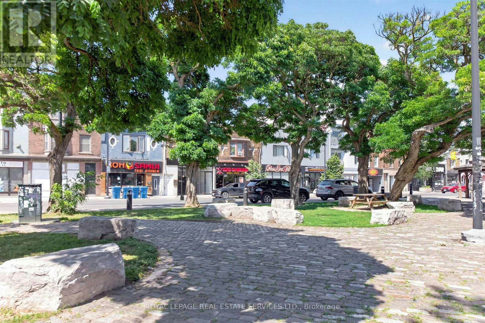 UPPER 2ND/3RD-27 St Johns Road, Toronto, ON, M6P 1T7 - 23