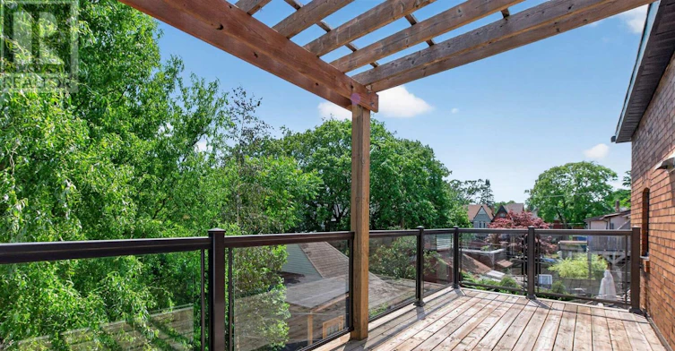 UPPER 2ND/3RD-27 St Johns Road, Toronto, ON, M6P 1T7 - 21