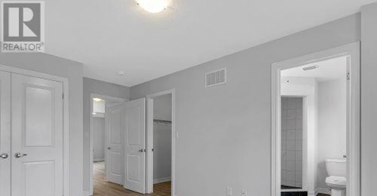 32 Vickers Road, Hamilton, ON, L9A 1Y1 - 25