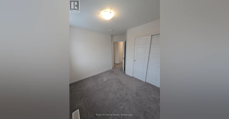 17 Roseberry Lane, Kitchener, ON, N2B 0A9 - 22