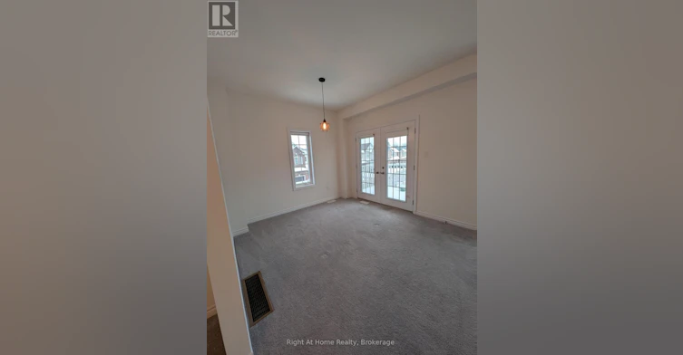 17 Roseberry Lane, Kitchener, ON, N2B 0A9 - 14