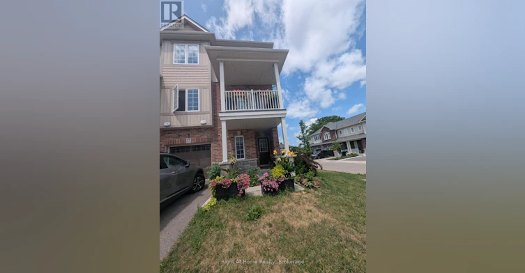 17 Roseberry Lane, Kitchener, ON, N2B 0A9