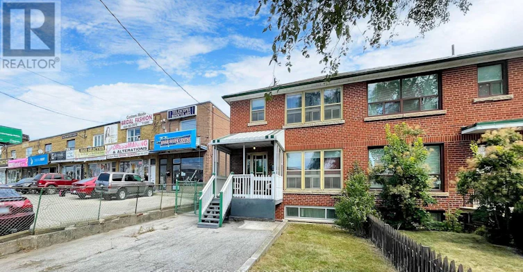 3241 Dufferin Street, Toronto, ON, M6A 2T2 - 2